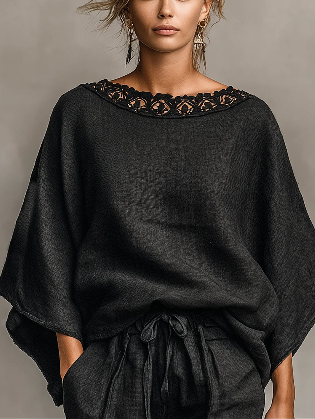 Blusa e Calções de Renda Lilás com Decote Barco