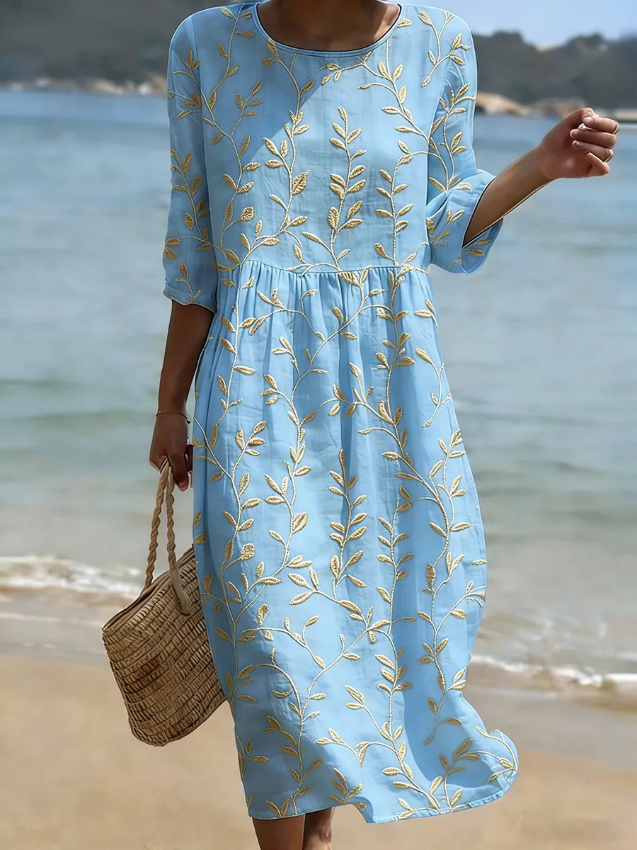 Vestido informal de mulher com estampado floral
